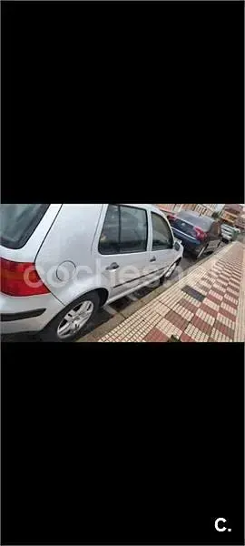 Usado VW Golf IV Conceptline 90 CV (66 kW) 2001 Gris / plata Berlina