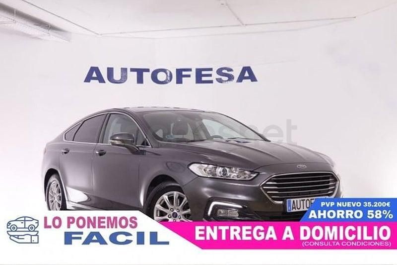 Usado Ford Mondeo Trend 120 CV (88 kW) 2019 Gris / plata Berlina