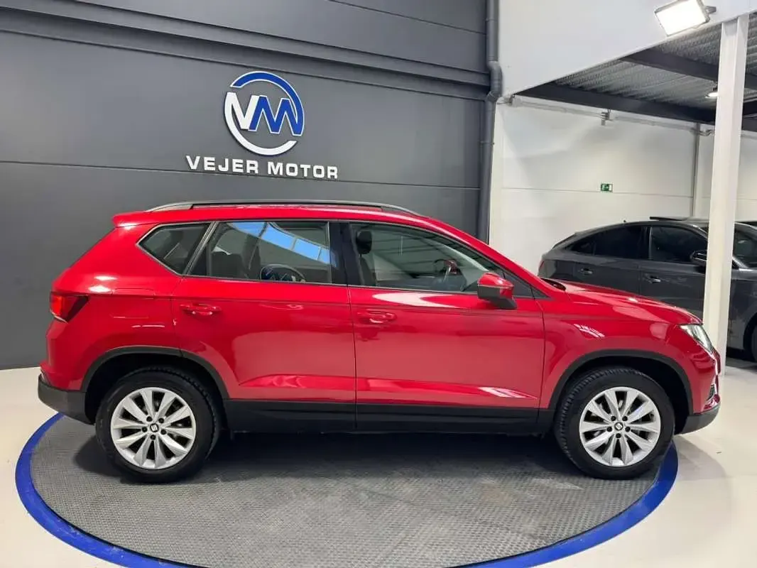 Usado Seat Ateca Ecomotive 116 CV (85 kW) 2020 Rojo SUV