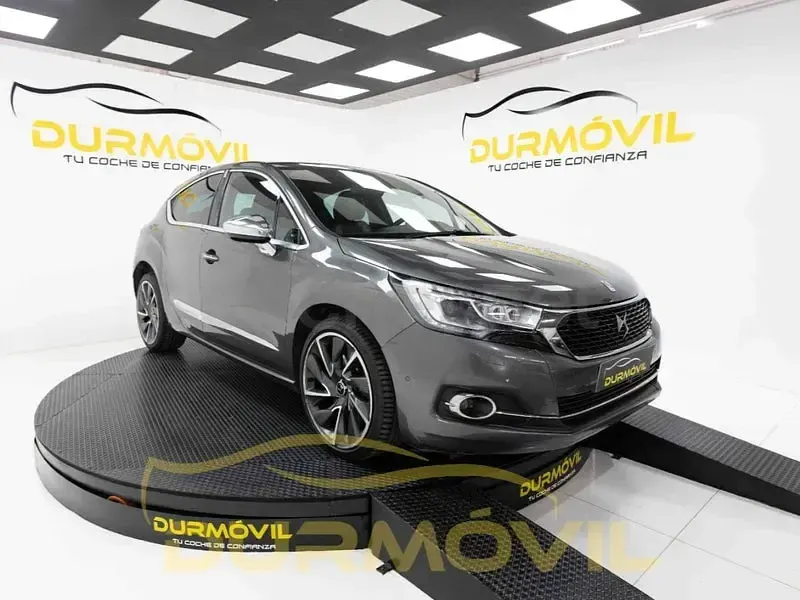 Usado DS Automobiles DS4 180 CV (132 kW) 2015 Gris / plata Berlina