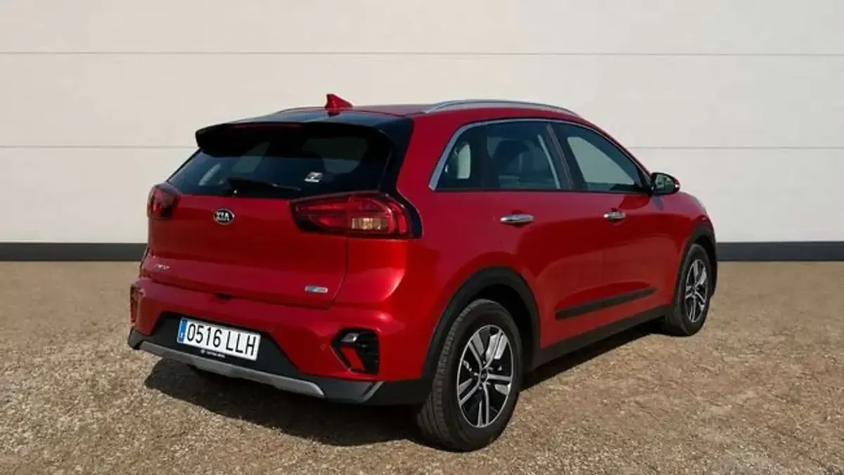 Usado Kia Niro 141 CV (103 kW) 2020 Rojo SUV