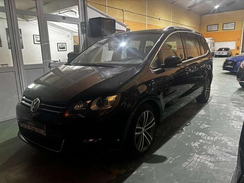 Usado VW Sharan Sport 150 CV (110 kW) 2019 Negro Monovolumen
