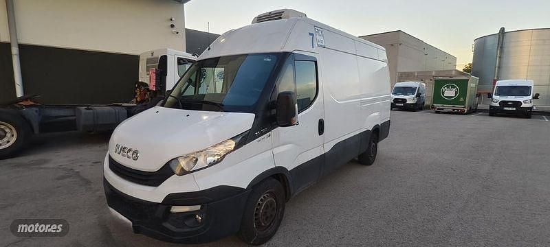 Blanco Usado 2018 Iveco Daily Van | 19.000 € - Imagen 1/4