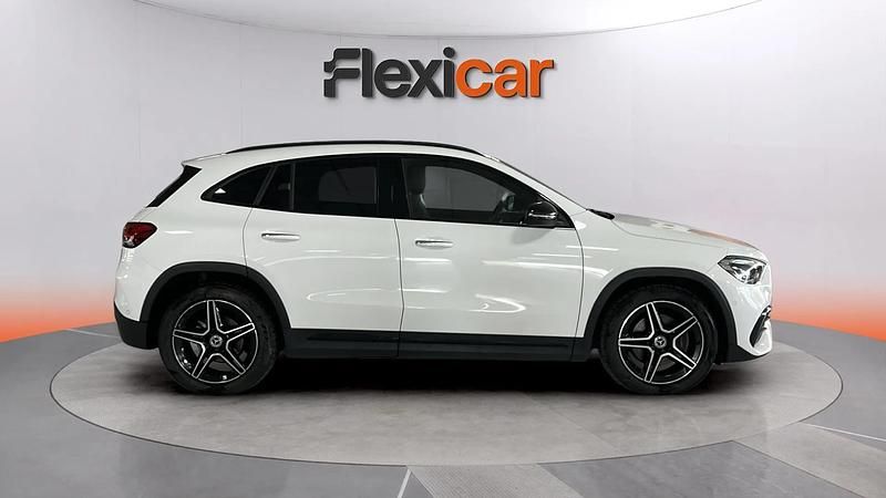 Usado Mercedes GLA200 150 CV (110 kW) 2020 Blanco SUV