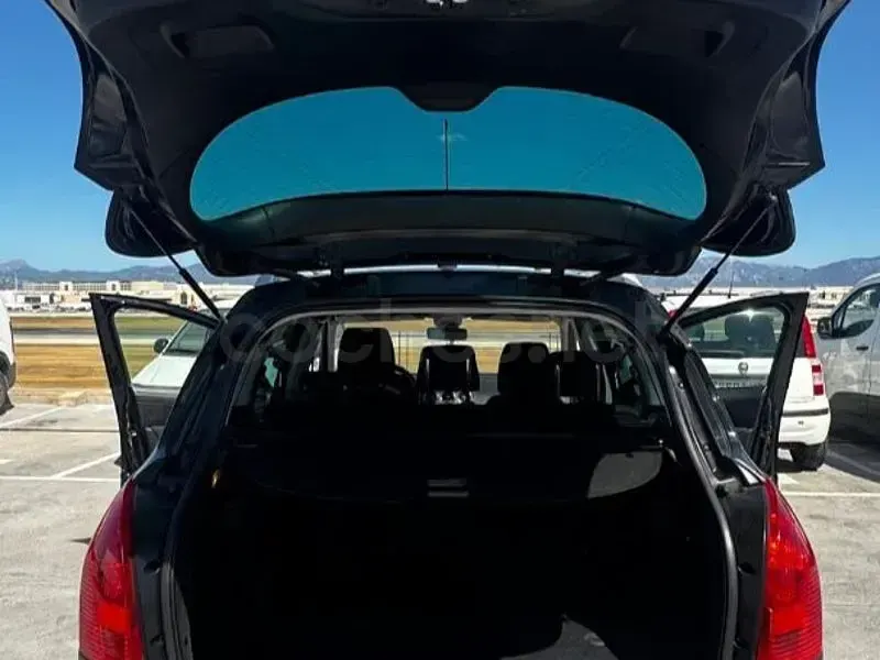 Usado Peugeot 308 Sportium 120 CV (88 kW) 2011 Negro Berlina