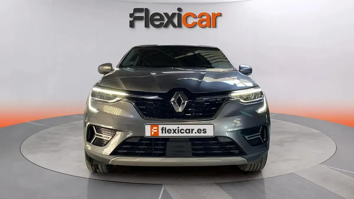 Usado Renault Arkana Techno 140 CV (102 kW) 2023 Gris SUV