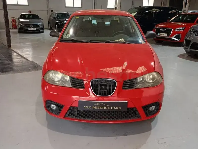 Usado Seat Ibiza Sport 100 CV (73 kW) 2008 Rojo Berlina