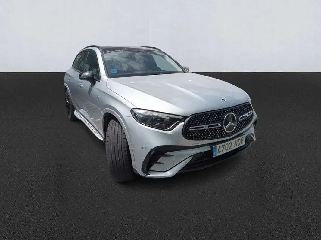Usado Mercedes GLC300e 333 CV (244 kW) 2025 Gris SUV