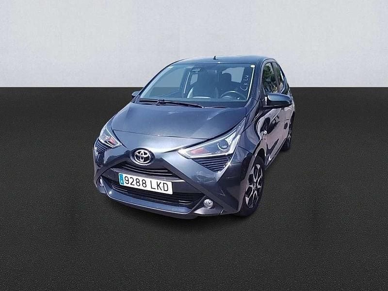 Gris Usado 2020 Toyota Aygo X-play Utilitario | 11.400 € (Super precio) - Imagen 1/4
