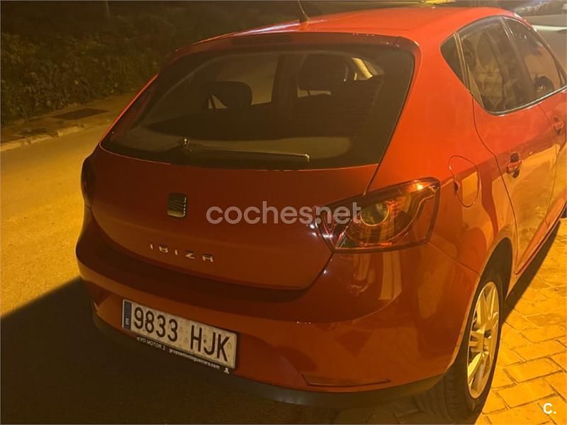 Usado Seat Ibiza Copa 70 CV (51 kW) 2012 Rojo Berlina