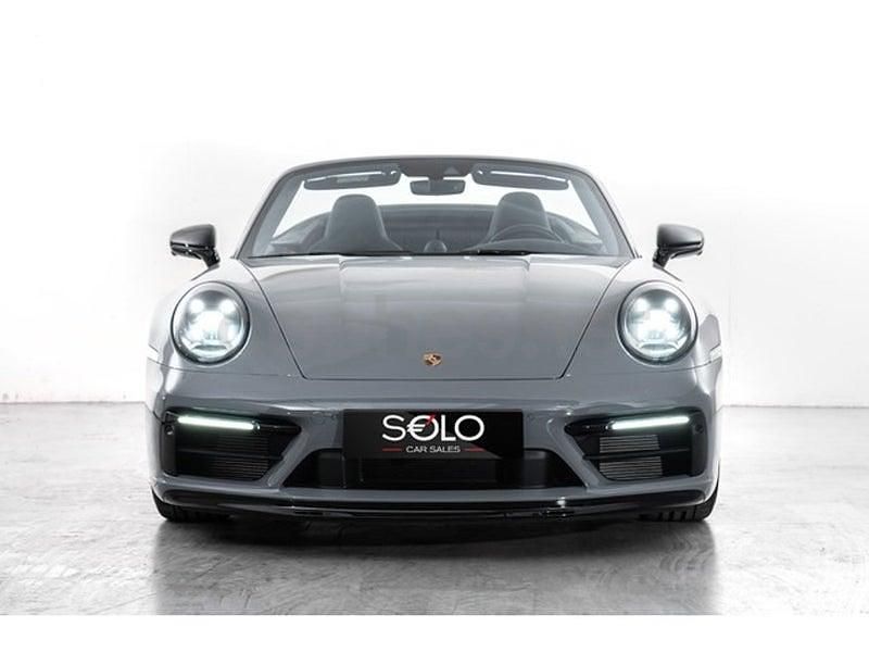 Usado Porsche 911 Carrera GTS 480 CV (353 kW) 2024 Gris / plata Descapotable