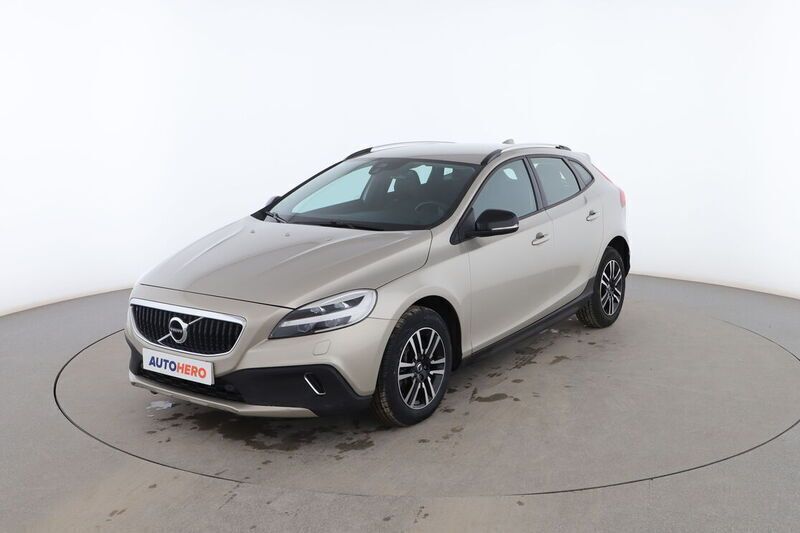 Gris / plata Usado 2017 Volvo V40 CC Plus Familiar | 16.199 € (Precio justo) - Imagen 1/4