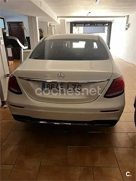 Usado Mercedes E350 299 CV (219 kW) 2020 Blanco Berlina