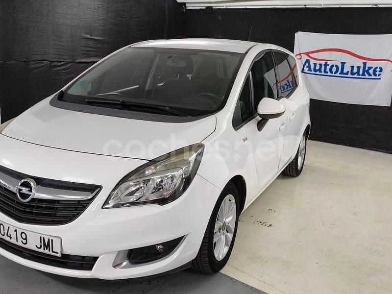 Usado Opel Meriva Selective 100 CV (73 kW) 2016 Blanco Monovolumen