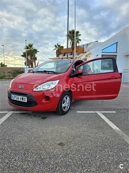 Rojo Usado 2014 Ford Ka Titanium Berlina | 3900 € (Precio justo) - Imagen 1/4