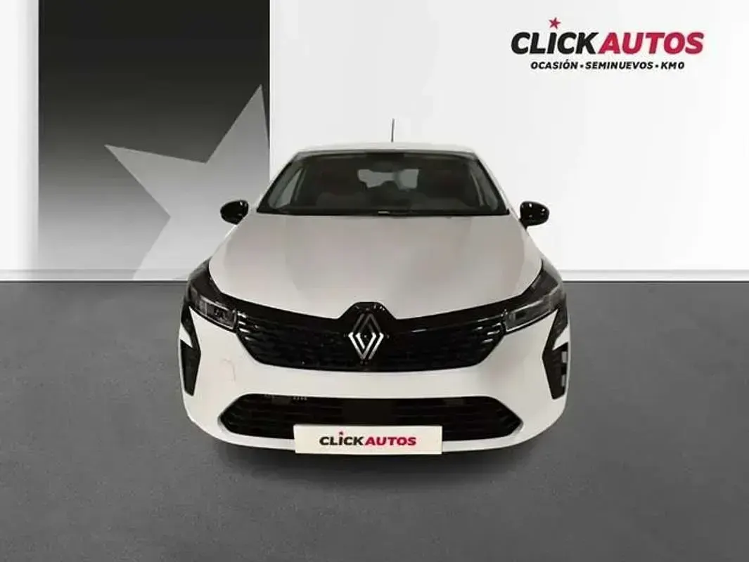 Usado Renault Clio Evolution 90 CV (66 kW) 2025 Blanco Utilitario