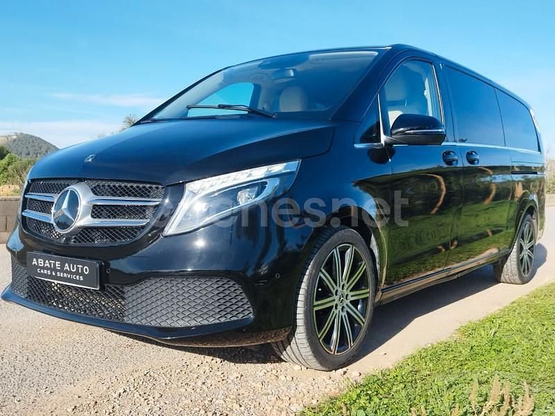Negro Usado 2021 Mercedes V220 Avantgarde Monovolumen | 52.800 € (Un poco caro) - Imagen 1/4