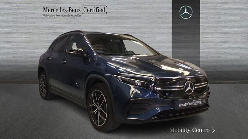 Usado Mercedes EQA250 AMG line 139 kW (190 CV) 2021 Denim blue  metallic paint SUV