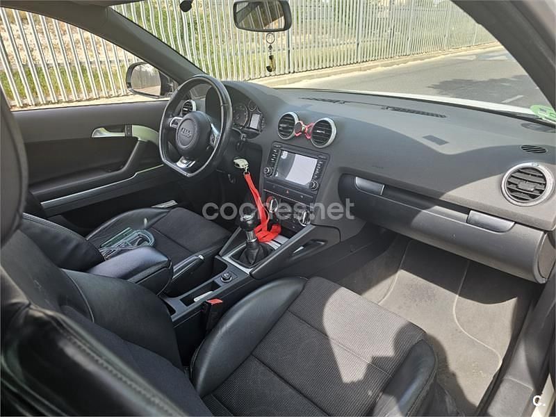 Usado Audi A3 Ambiente 125 CV (91 kW) 2009 Blanco Utilitario