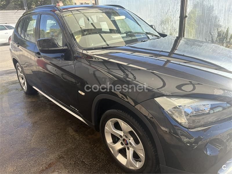 Usado BMW X1 143 CV (105 kW) 2012 Negro SUV