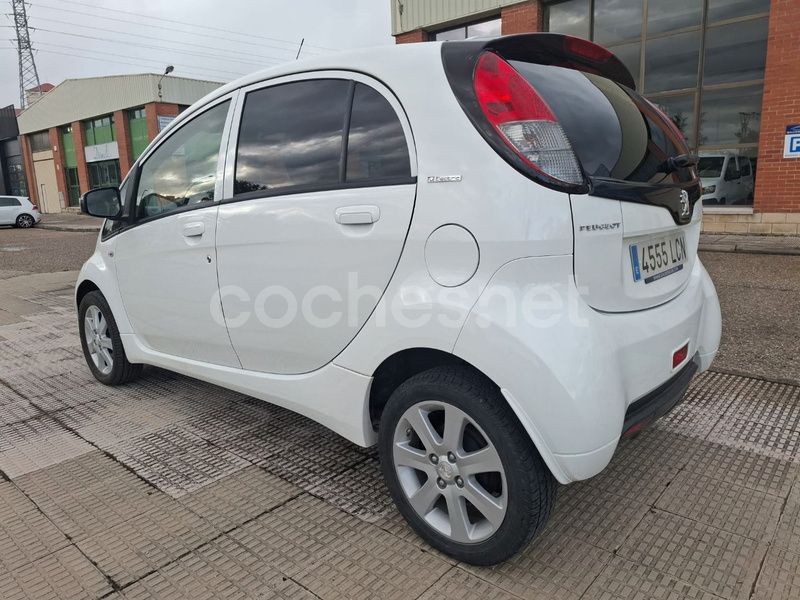 Usado Peugeot iON 2019 Eléctrico Utilitario