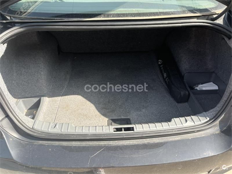Negro Usado 2007 BMW 318 Berlina | 2000 € - Imagen 1/4