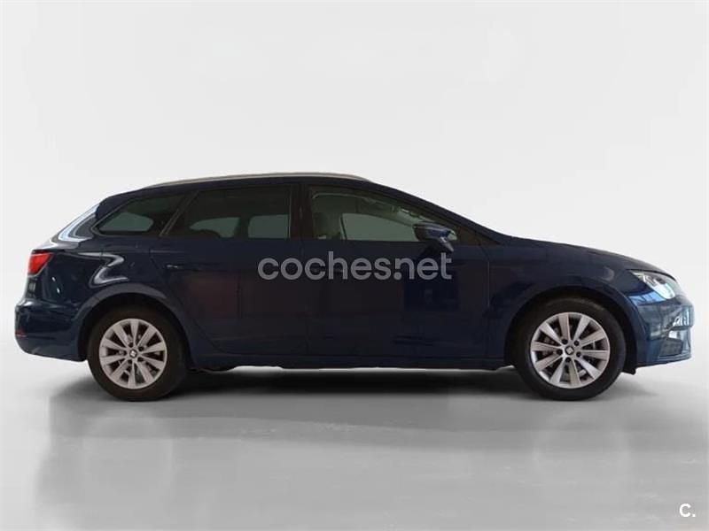 Usado Seat Leon ST Style 150 CV (110 kW) 2017 Azul Familiar