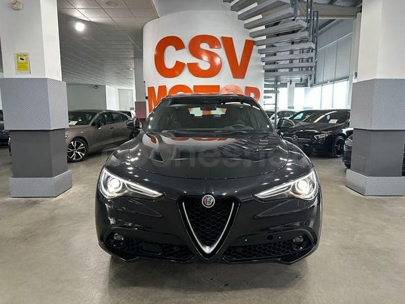 Usado Alfa Romeo Stelvio Super 160 CV (117 kW) 2022 Negro SUV