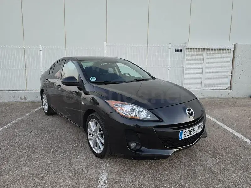 Usado Mazda 3 Style 115 CV (84 kW) 2012 Negro Berlina