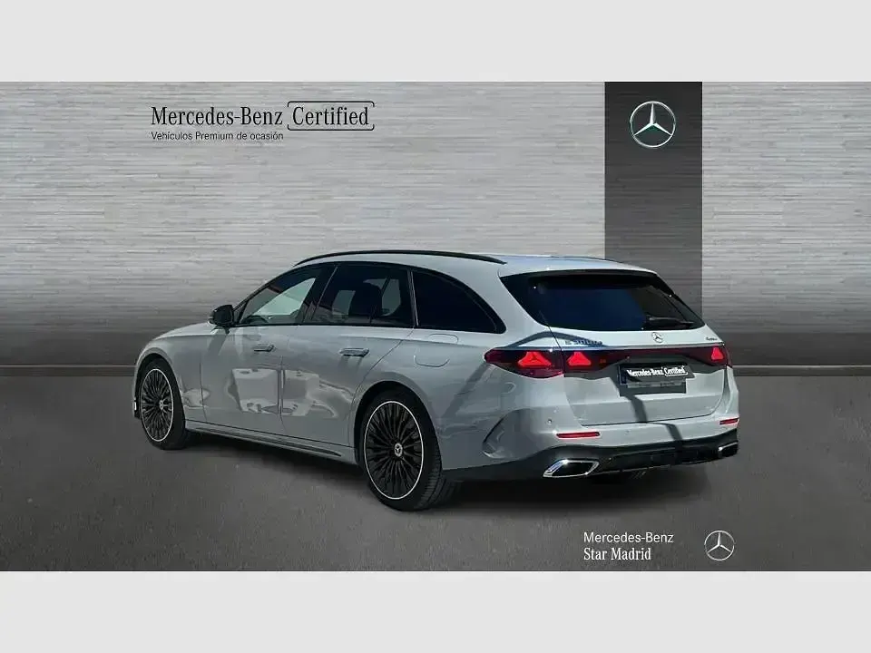 Usado Mercedes E300 313 CV (230 kW) 2025 Otro Familiar