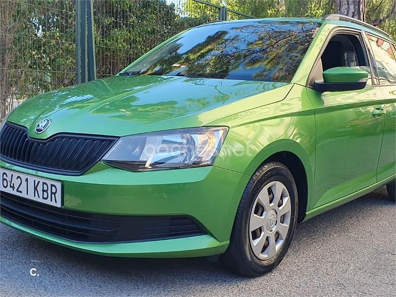 Usado Skoda Fabia Ambition 95 CV (69 kW) 2017 Verde Utilitario
