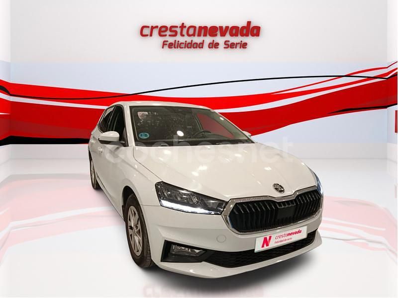 Usado Skoda Fabia Selection 80 CV (58 kW) 2024 Blanco Berlina