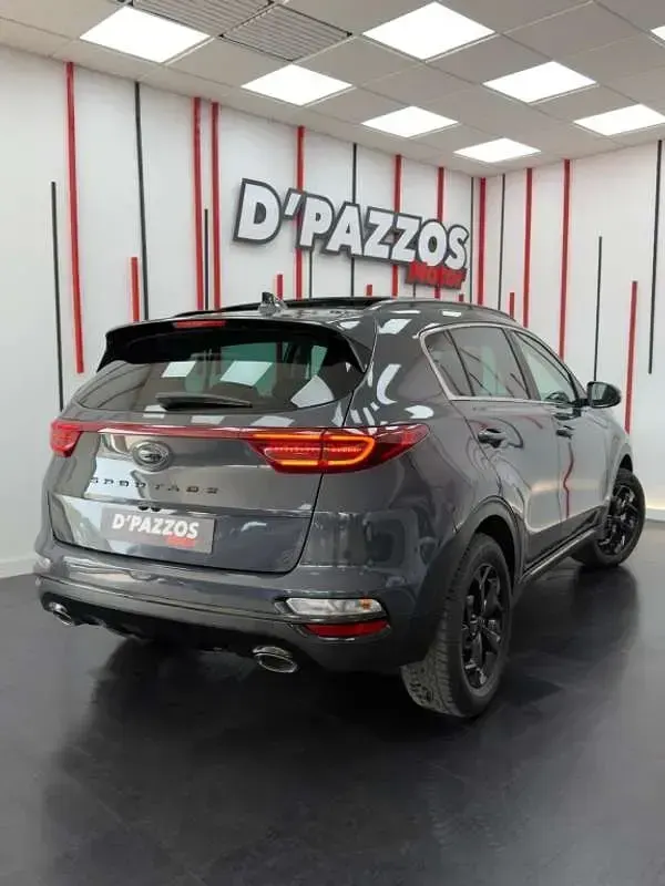 Usado Kia Sportage Style 116 CV (85 kW) 2021 Gris SUV