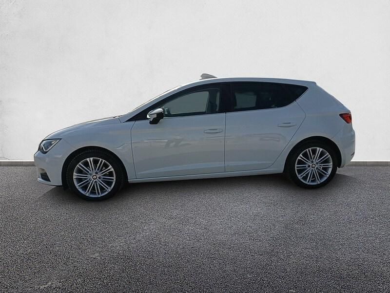 Usado Seat Leon XCELLENCE 150 CV (110 kW) 2017 Blanco Berlina