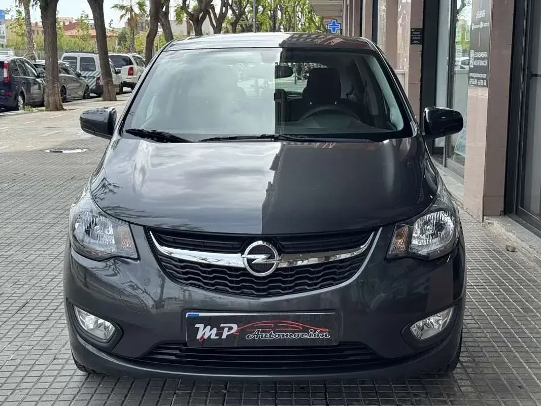 Usado Opel Karl Selective 75 CV (55 kW) 2017 Gris Utilitario