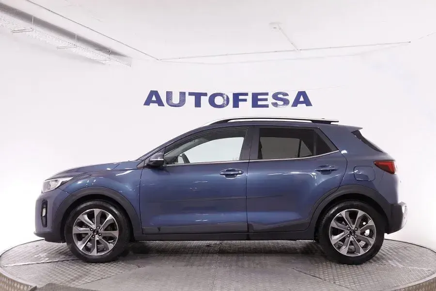 Usado Kia Stonic 100 CV (73 kW) 2020 Azul SUV