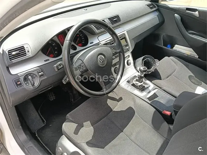 Usado VW Passat Advance 122 CV (89 kW) 2008 Blanco Berlina