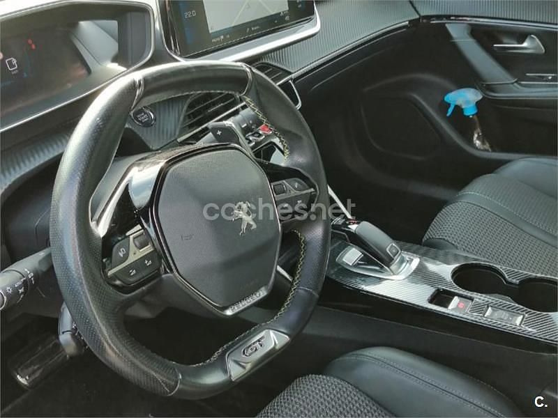 Usado Peugeot 2008 Allure 130 CV (95 kW) 2021 Blanco SUV