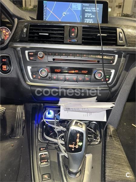 Negro Usado 2013 BMW 318 Gran Turismo Luxury Line Berlina | 13.800 € (Caro) - Imagen 1/4
