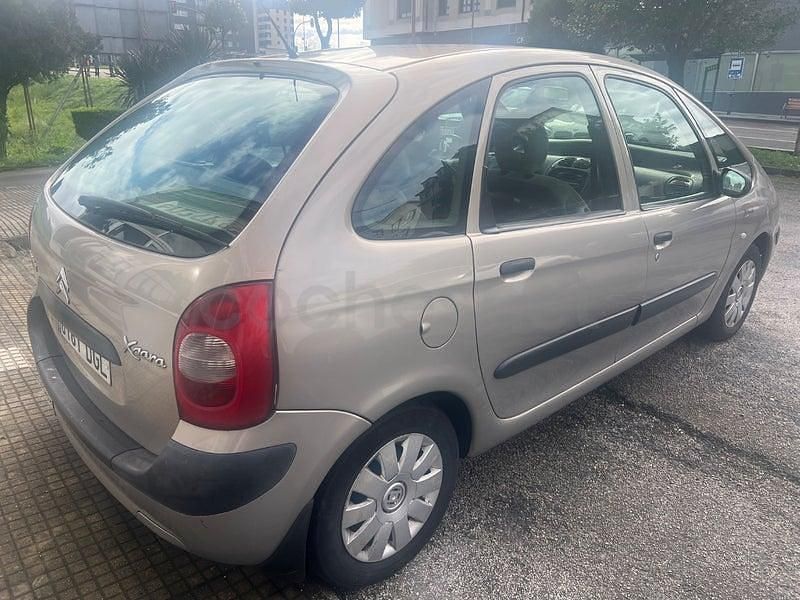Usado Citroën Xsara Picasso 90 CV (66 kW) 2005 Beige Monovolumen