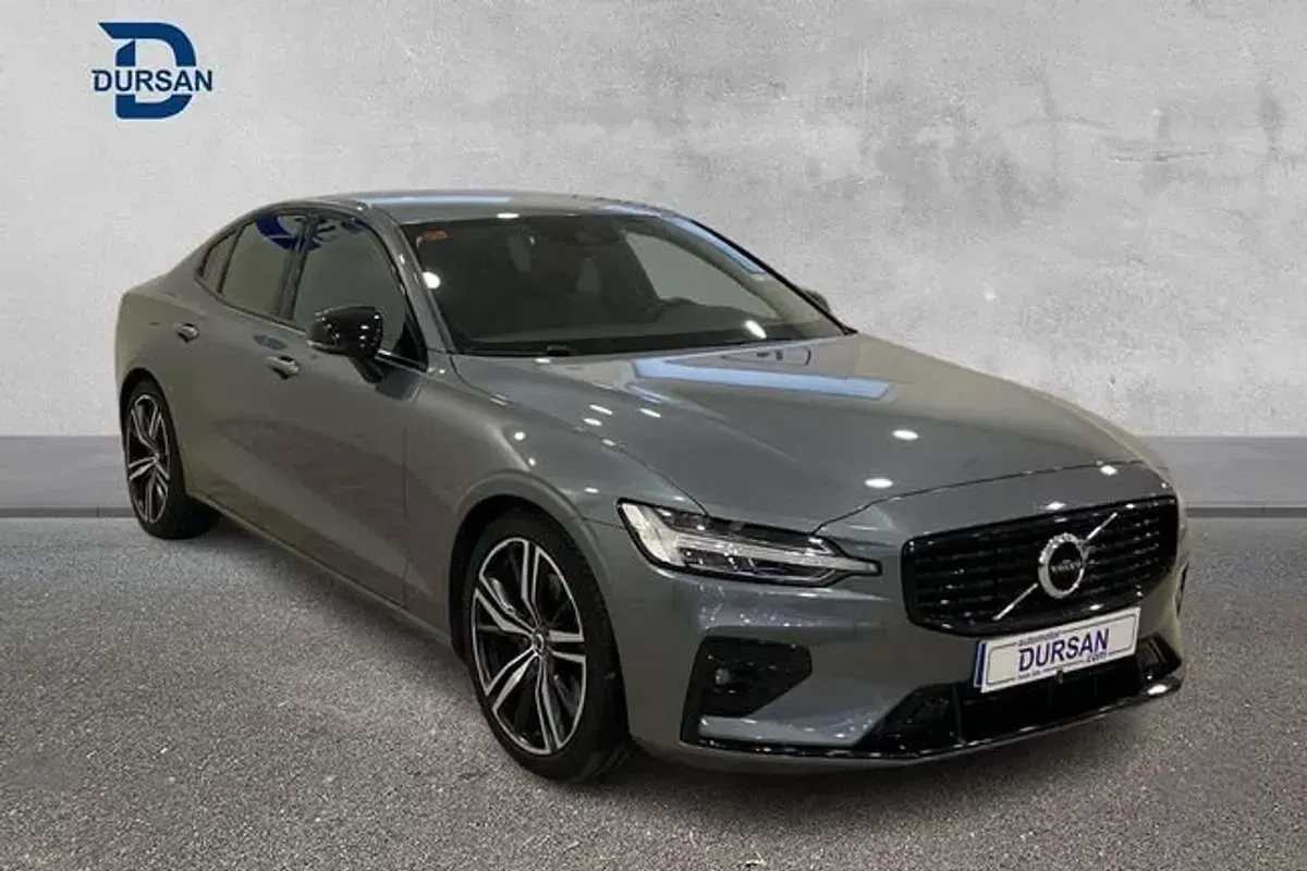 Usado Volvo S60 197 CV (144 kW) 2021 Gris Berlina