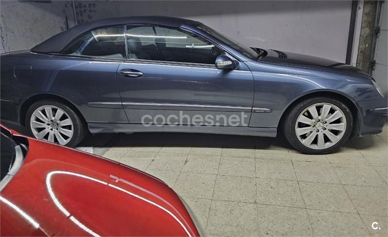 Azul Usado 2006 Mercedes CLK320 Elegance Descapotable | 15.500 € - Imagen 1/4