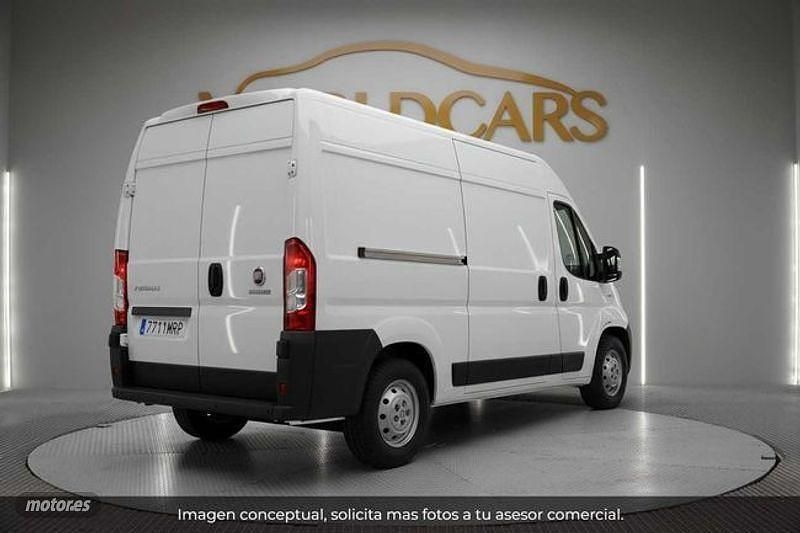 Usado Fiat Ducato 140 CV (102 kW) 2024 Blanco Van