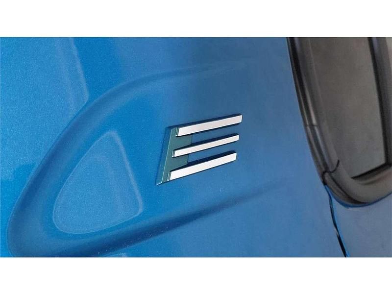 Usado Peugeot e-208 Active 100 kW (136 CV) 2024 Utilitario