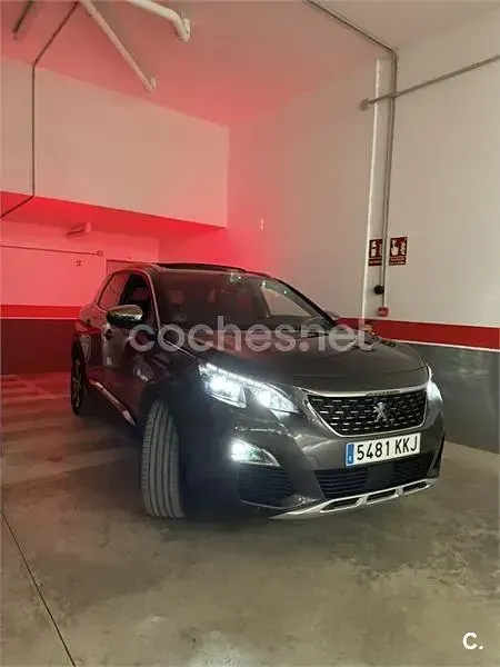 Usado Peugeot 3008 GT 180 CV (132 kW) 2018 Gris / plata SUV