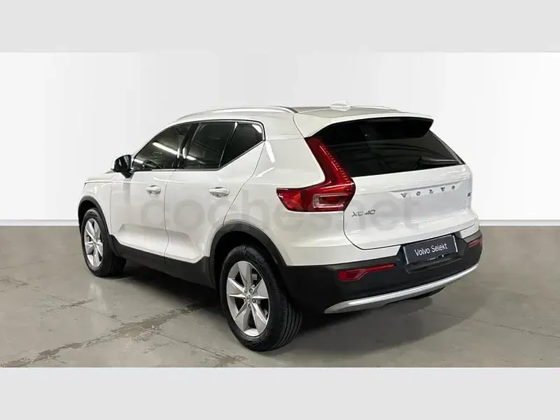 Usado Volvo XC40 Core 163 CV (119 kW) 2024 Blanco SUV