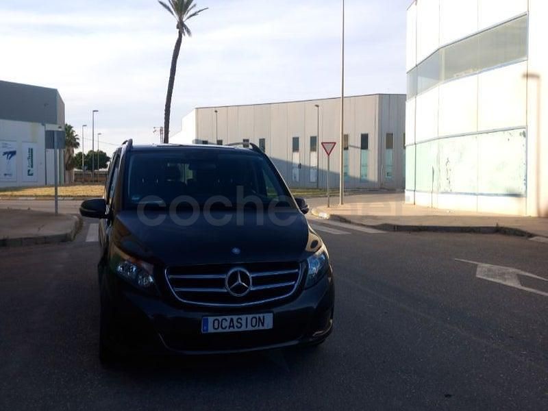 Usado Mercedes V220 163 CV (119 kW) 2016 Beige Monovolumen