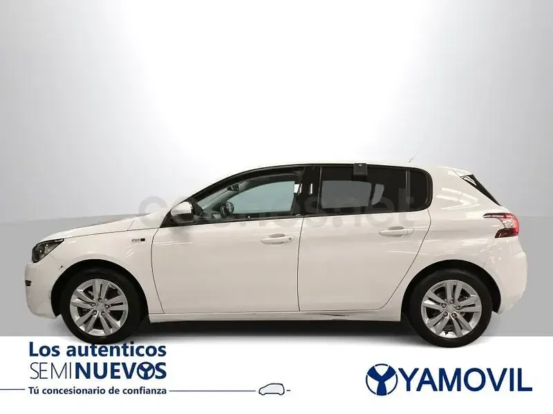 Usado Peugeot 308 Style 131 CV (96 kW) 2017 Blanco Berlina