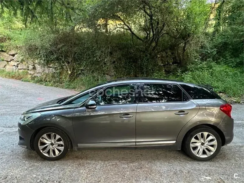 Usado DS Automobiles DS5 Style 120 CV (88 kW) 2016 Gris / plata Utilitario
