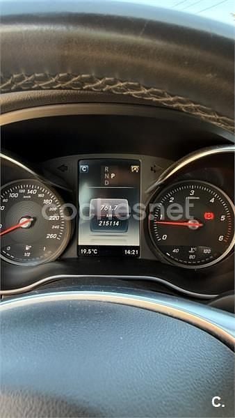 Usado Mercedes C220 170 CV (125 kW) 2018 Gris / plata Berlina